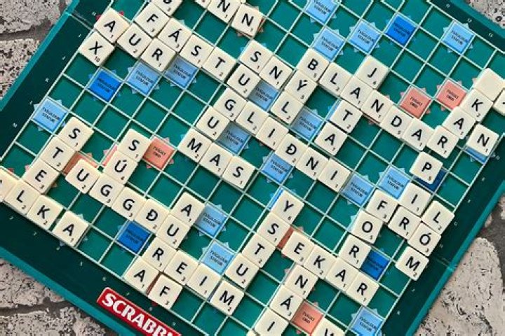 Is homed a valid scrabble word?